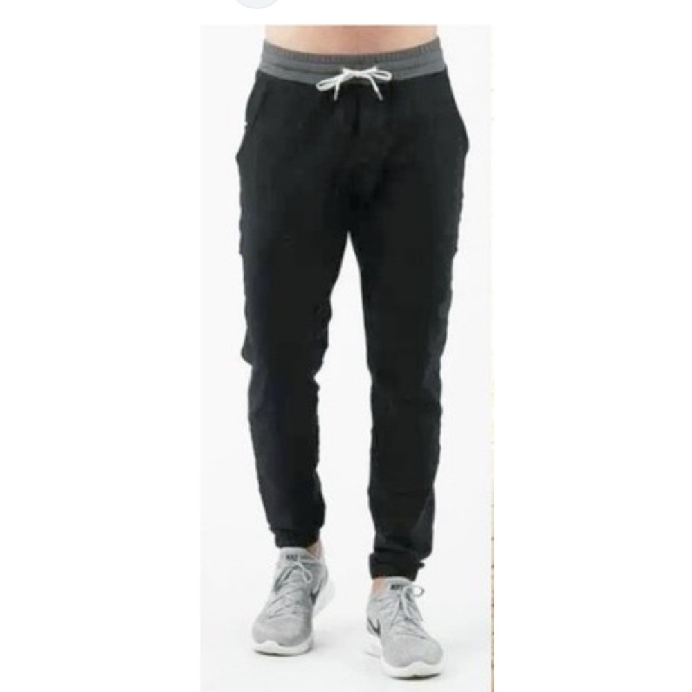Vuori Balboa Joggers Mens Black Grey Tapered Sweatpants Athletic Training V406